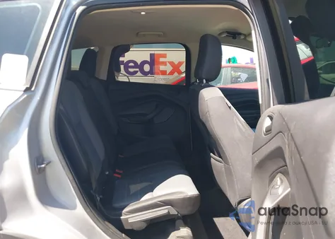 2019 Ford Escape S z USA, uszkodzony, nr VIN 1FMCU0F77KUA20923